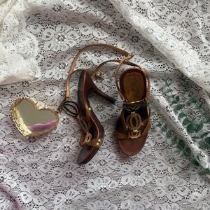 Vintage Wood Grain Stiletto Sandals Gold Enamel Oval T-Strap Heels Brown Size 5